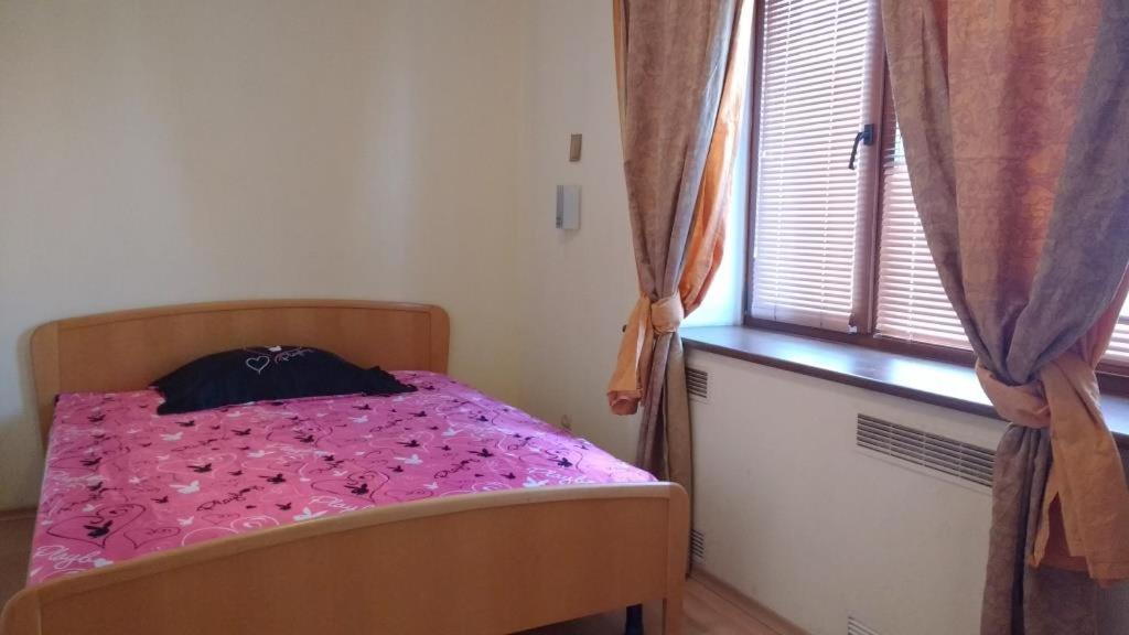 Бастионная 1/36 Appartement Kiev Buitenkant foto