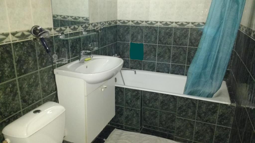 Бастионная 1/36 Appartement Kiev Buitenkant foto